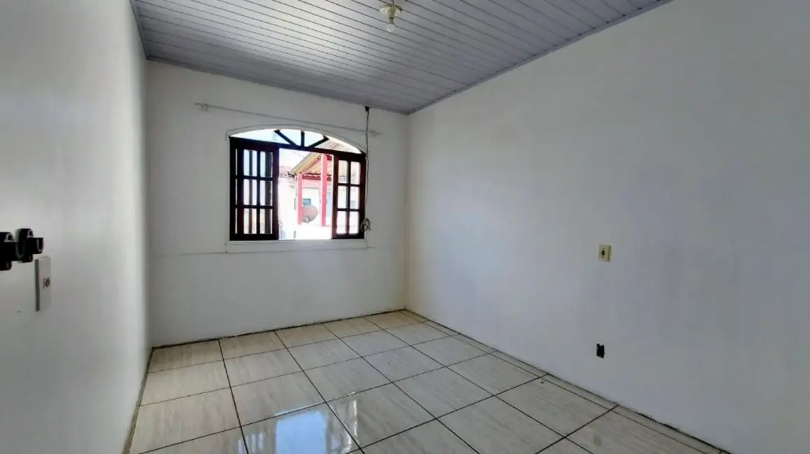 Foto 9 de Casa com 5 quartos à venda, 187m2 em Meia Praia, Navegantes - SC
