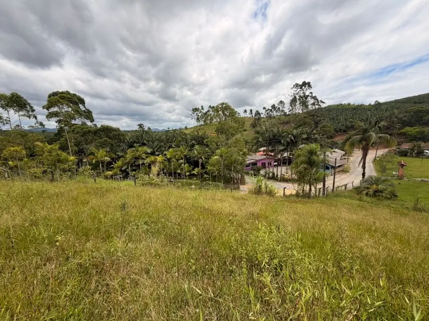 Foto 1 de Terreno / Lote à venda, 2700m2 em Centro, Balneario Picarras - SC