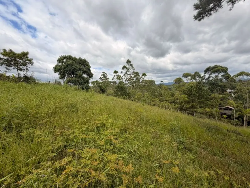 Foto 2 de Terreno / Lote à venda, 2700m2 em Centro, Balneario Picarras - SC