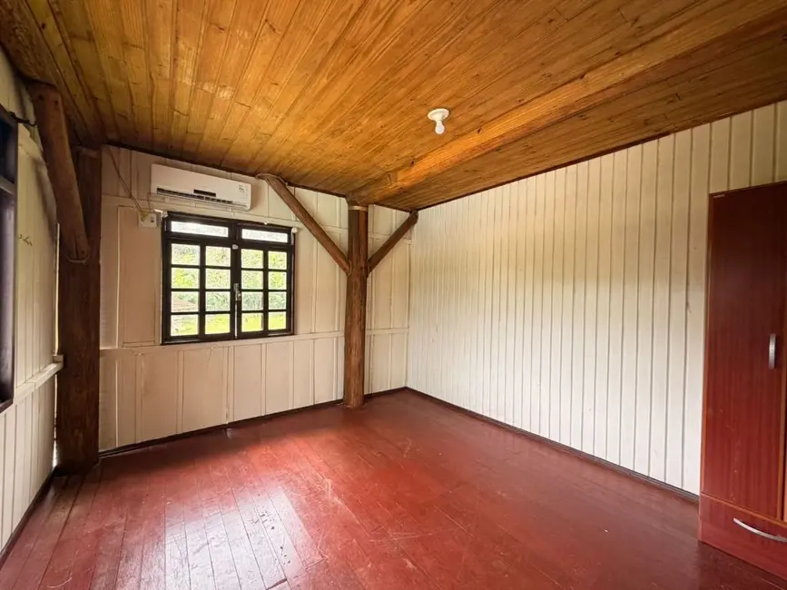 Sítio / Rancho com 3 quartos à venda, 4500m2 em Centro, Balneario Picarras - SC - imagem 9 Foto 9 de Sítio / Rancho com 3 quartos à venda, 4500m2 em Centro, Balneario Picarras - SC