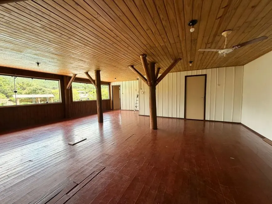 Sítio / Rancho com 3 quartos à venda, 4500m2 em Centro, Balneario Picarras - SC - imagem 6 Foto 6 de Sítio / Rancho com 3 quartos à venda, 4500m2 em Centro, Balneario Picarras - SC