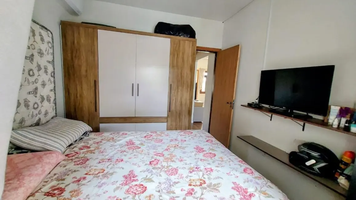 Foto 9 de Casa com 2 quartos à venda, 150m2 em Centro, Navegantes - SC