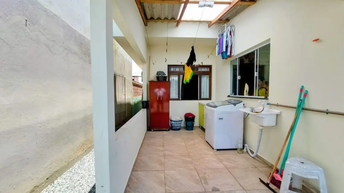 Foto 6 de Casa com 2 quartos à venda, 150m2 em Centro, Navegantes - SC