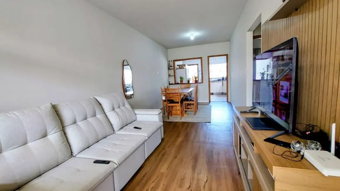 Foto 3 de Casa com 2 quartos à venda, 150m2 em Centro, Navegantes - SC