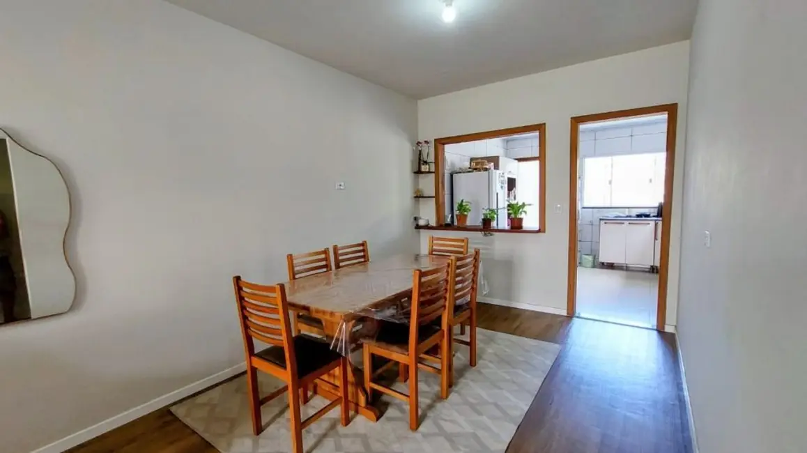 Foto 4 de Casa com 2 quartos à venda, 150m2 em Centro, Navegantes - SC