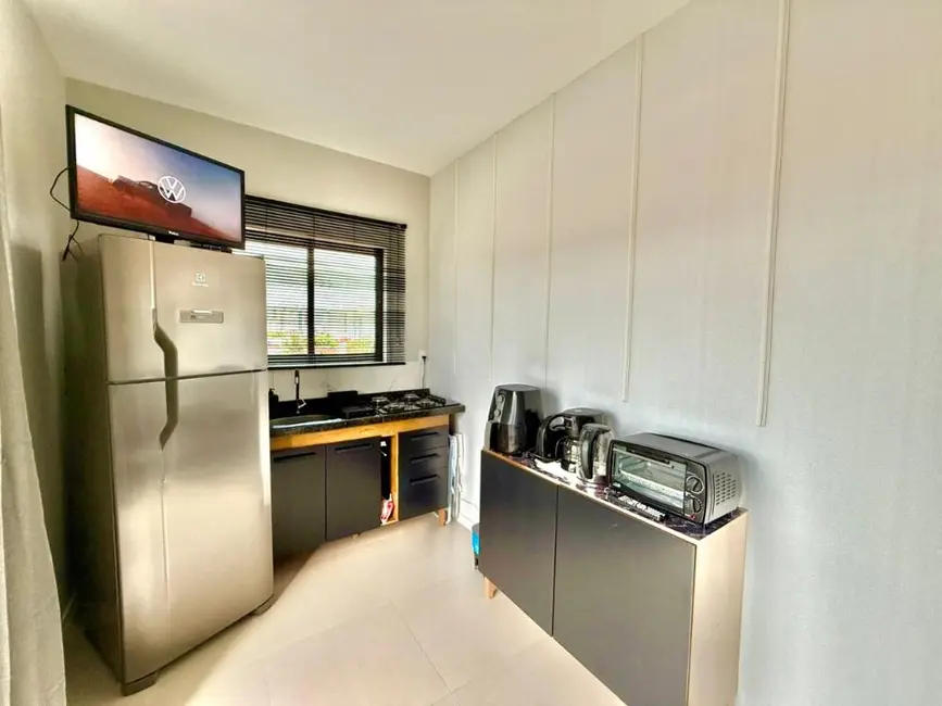 Foto 2 de Apartamento com 1 quarto à venda, 34m2 em Gravatá, Navegantes - SC