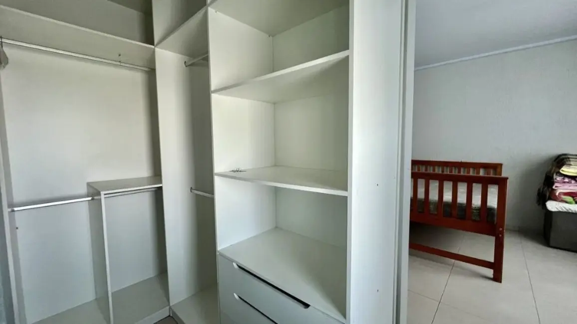 Foto 9 de Casa com 2 quartos à venda, 290m2 em Meia Praia, Navegantes - SC