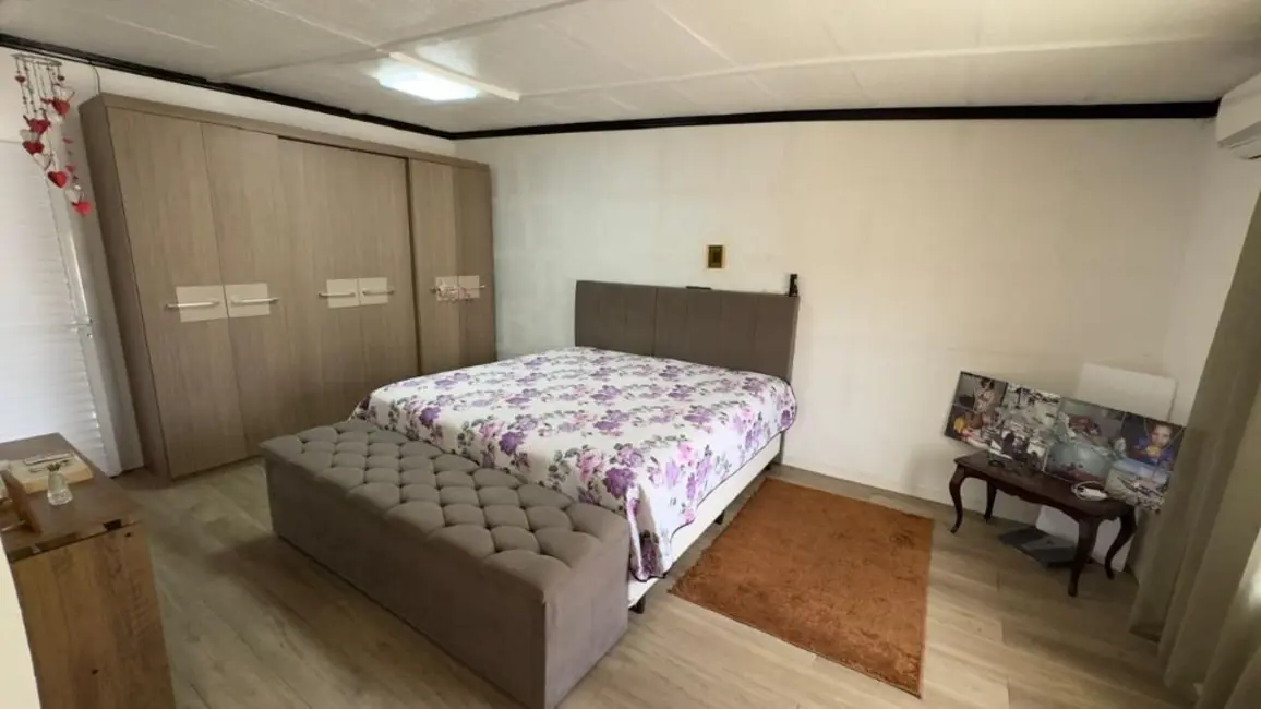 Foto 8 de Casa com 3 quartos à venda, 272m2 em Meia Praia, Navegantes - SC