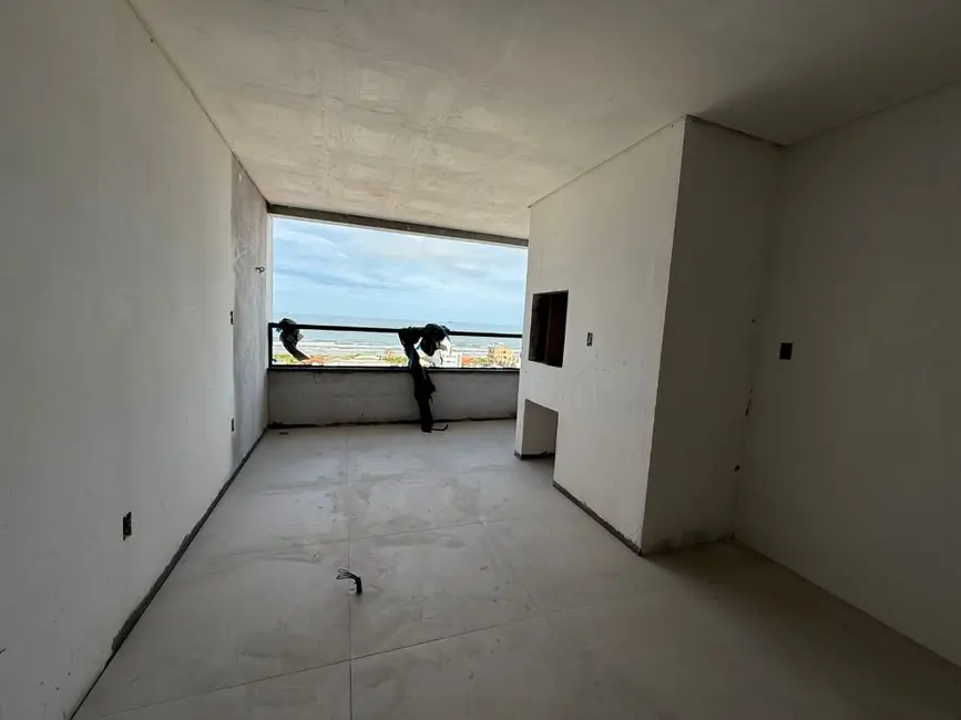 Foto 3 de Apartamento com 2 quartos à venda, 72m2 em Meia Praia, Navegantes - SC