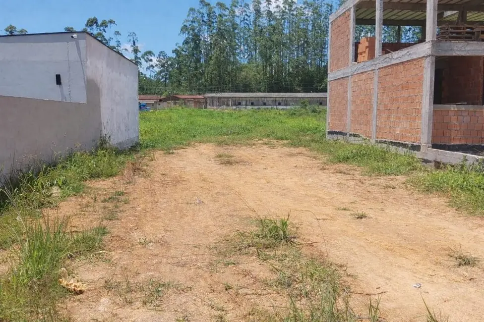 Foto 1 de Terreno / Lote à venda, 200m2 em Itajai - SC
