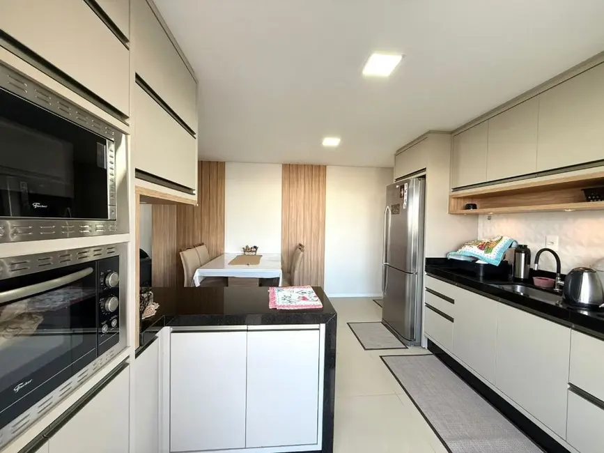 Foto 1 de Apartamento com 2 quartos à venda, 66m2 em Gravatá, Navegantes - SC