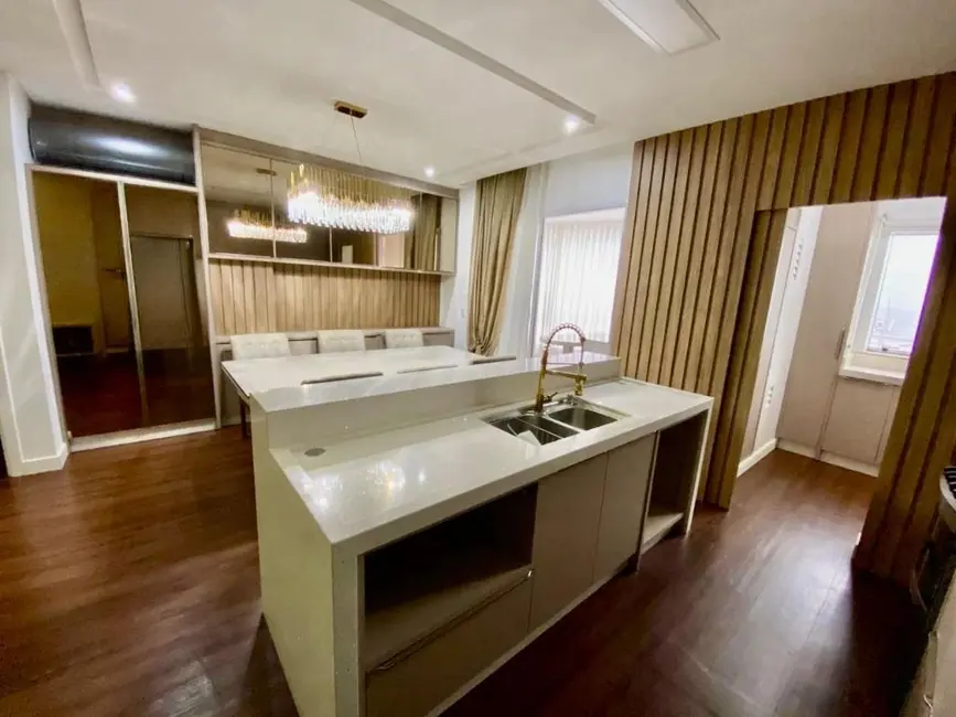 Foto 9 de Apartamento com 3 quartos à venda, 162m2 em Centro, Navegantes - SC