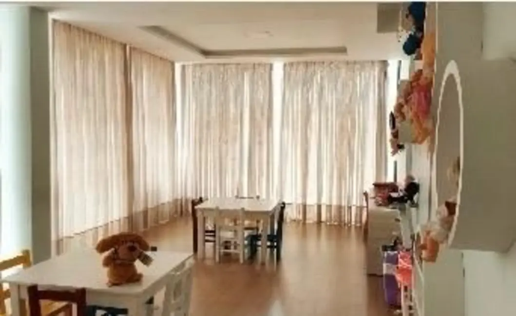 Foto 2 de Apartamento com 3 quartos à venda, 162m2 em Centro, Navegantes - SC