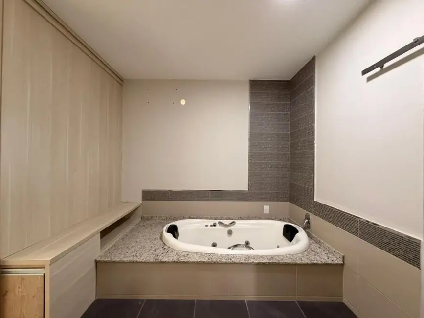 Foto 9 de Casa com 4 quartos à venda, 510m2 em Centro, Navegantes - SC