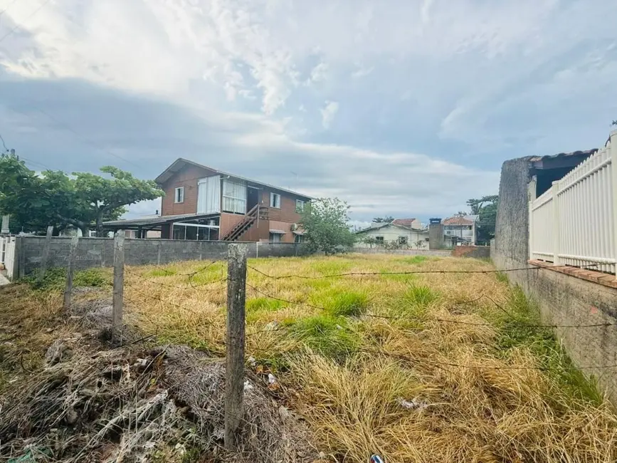 Foto 1 de Terreno / Lote à venda, 312m2 em Meia Praia, Navegantes - SC