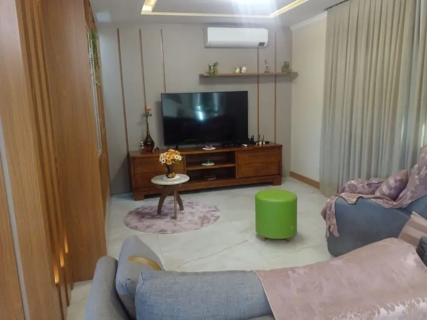 Foto 5 de Casa de Condomínio com 3 quartos à venda, 449m2 em Balneario Picarras - SC