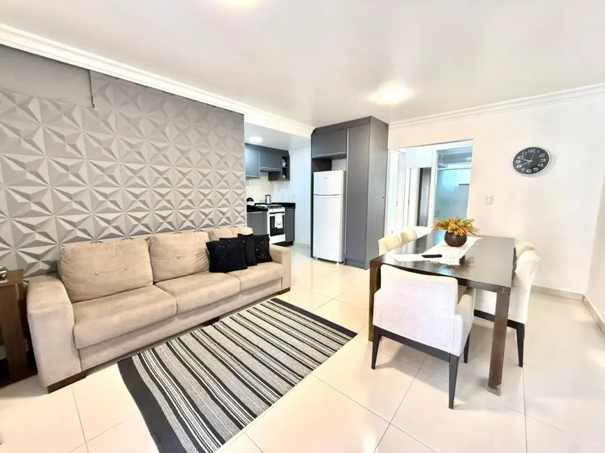 Foto 1 de Apartamento com 2 quartos à venda, 60m2 em Centro, Navegantes - SC