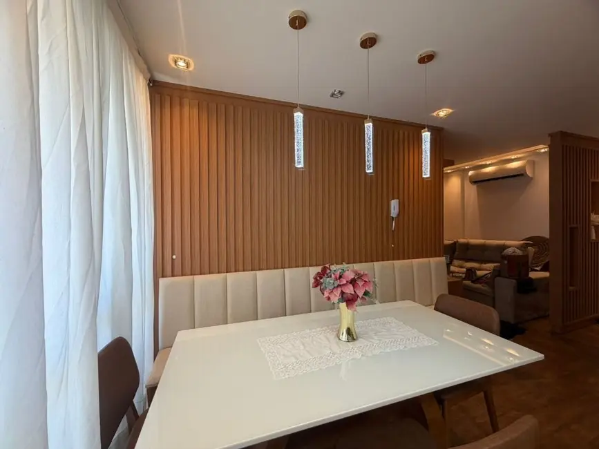 Foto 9 de Apartamento com 2 quartos à venda, 75m2 em Centro, Navegantes - SC