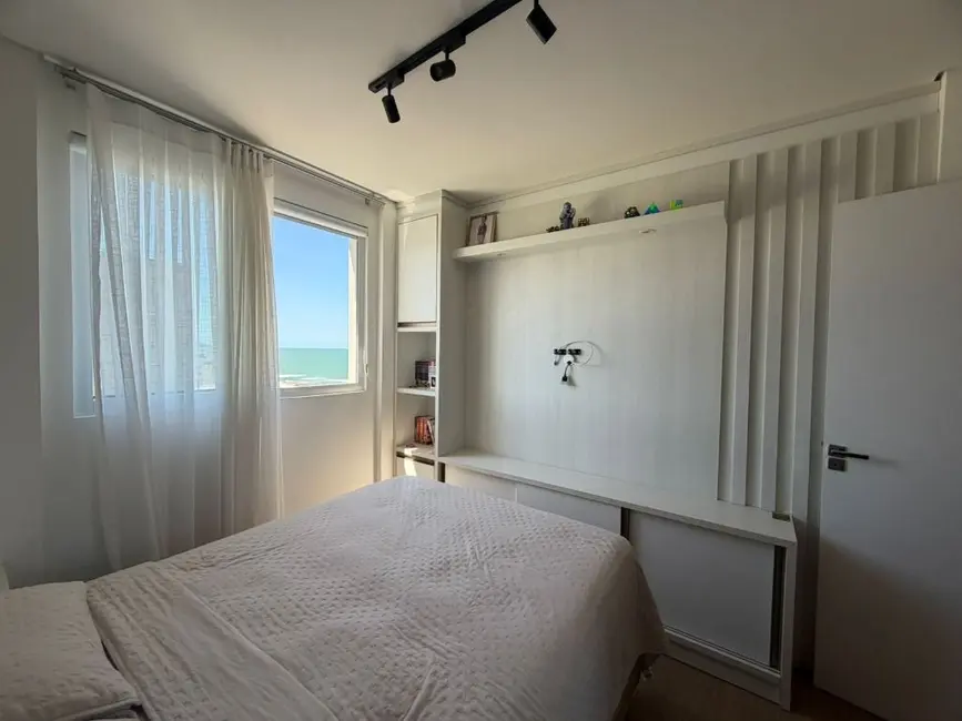 Foto 2 de Apartamento com 2 quartos à venda, 75m2 em Centro, Navegantes - SC