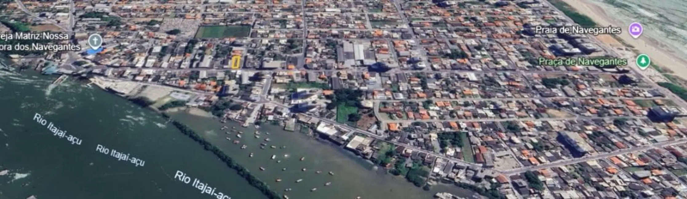 Foto 2 de Terreno / Lote à venda, 486m2 em Centro, Navegantes - SC