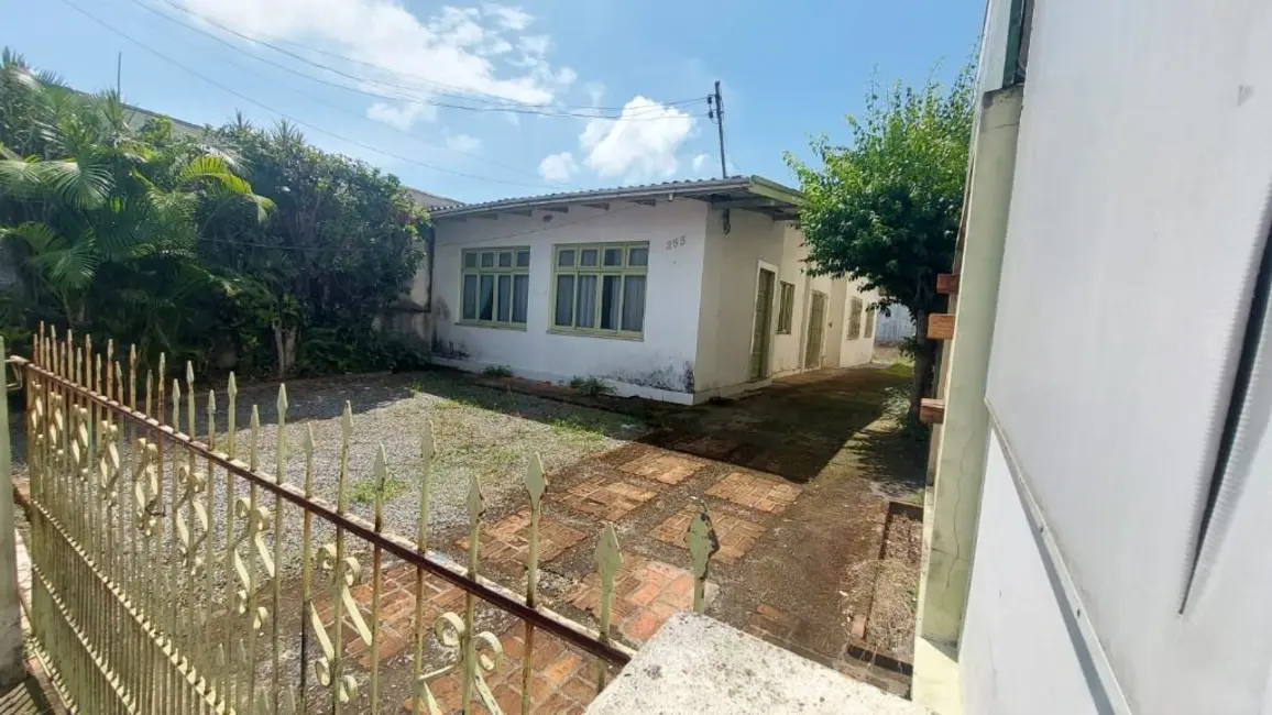Foto 1 de Terreno / Lote à venda, 486m2 em Centro, Navegantes - SC