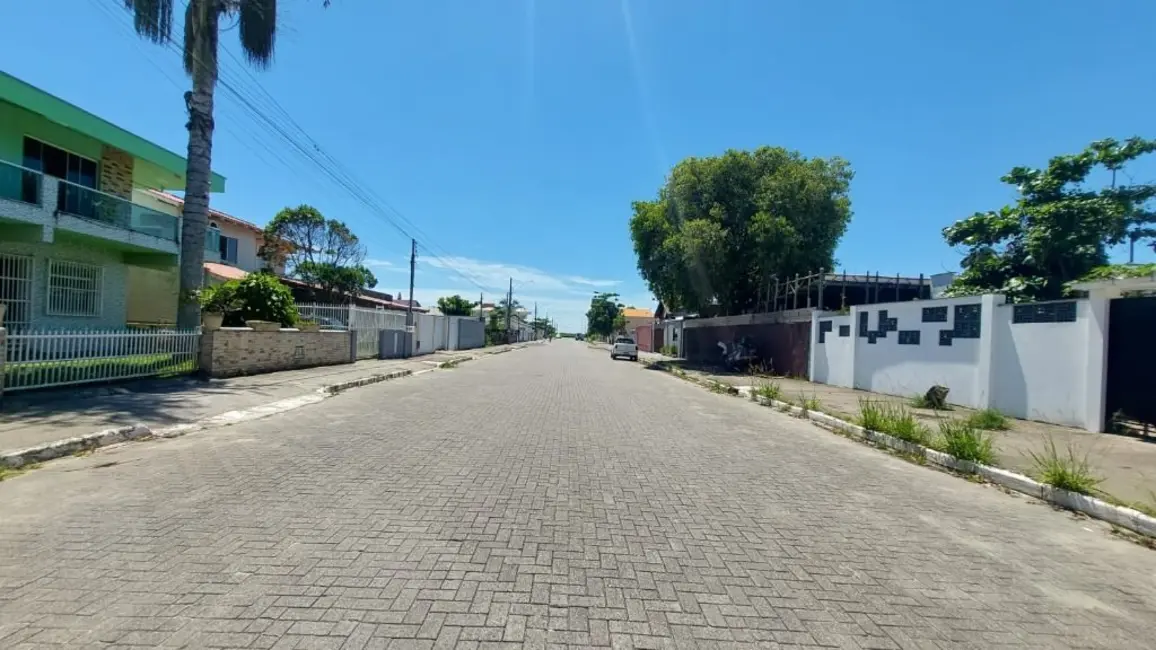 Foto 2 de Terreno / Lote à venda, 325m2 em Centro, Navegantes - SC