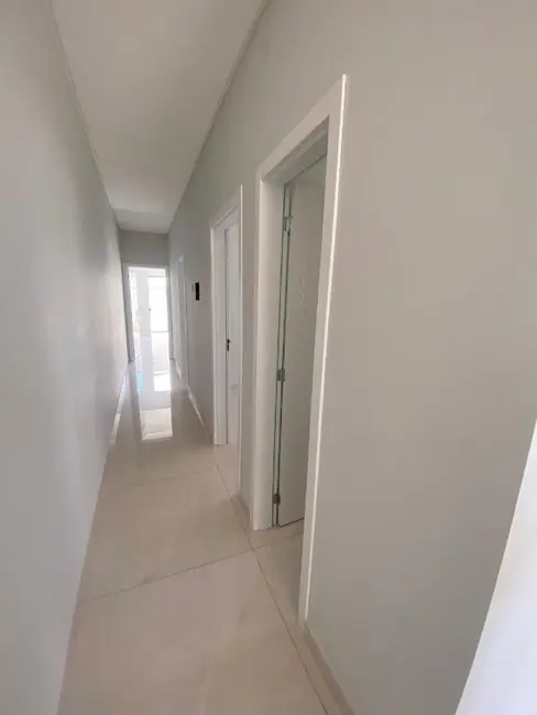 Foto 3 de Casa com 3 quartos à venda, 120m2 em Barra Velha - SC