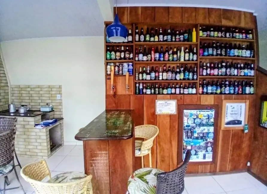 Foto 8 de Casa à venda, 300m2 em Meia Praia, Navegantes - SC