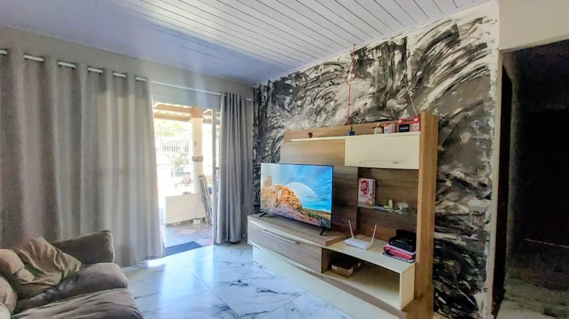 Foto 1 de Casa à venda, 300m2 em Meia Praia, Navegantes - SC