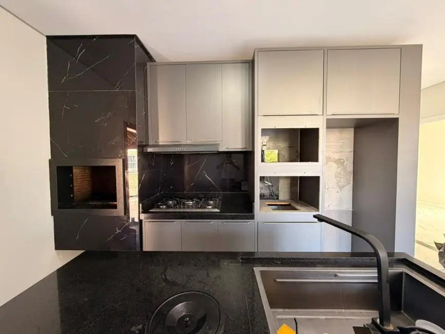 Foto 6 de Casa com 4 quartos à venda, 260m2 em Centro, Navegantes - SC