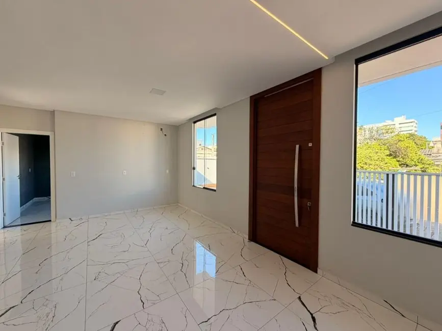 Foto 9 de Casa com 4 quartos à venda, 260m2 em Centro, Navegantes - SC