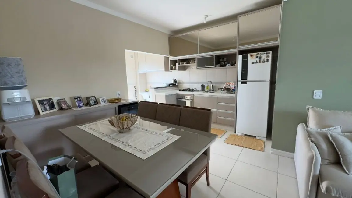 Apartamento com 2 quartos à venda, 77m2 em Meia Praia, Navegantes - SC - imagem 3 Foto 3 de Apartamento com 2 quartos à venda, 77m2 em Meia Praia, Navegantes - SC
