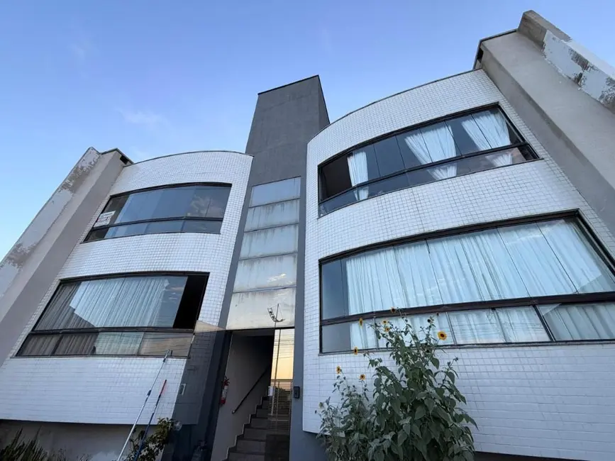 Foto 2 de Apartamento com 2 quartos à venda, 81m2 em Centro, Navegantes - SC