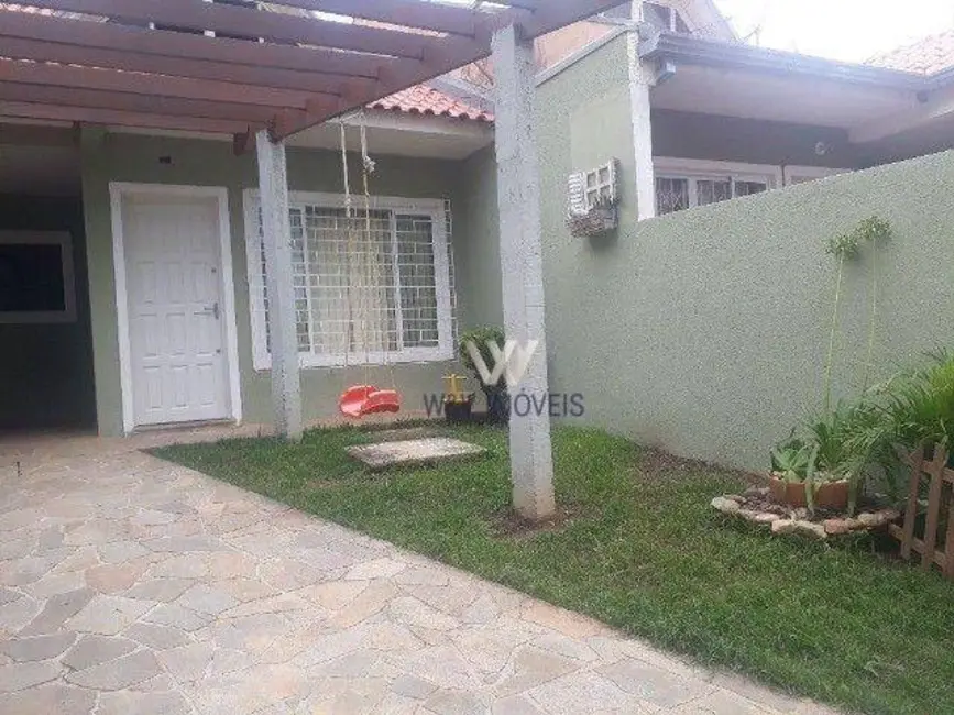 Foto 1 de Casa com 2 quartos à venda, 150m2 em Colônia Rio Grande, Sao Jose Dos Pinhais - PR