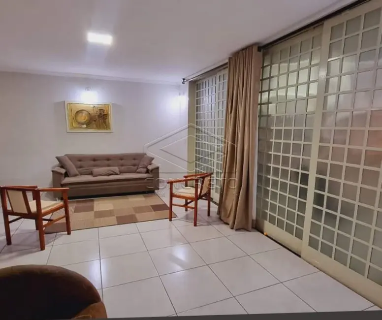 Foto 2 de Casa com 3 quartos à venda, 320m2 em Bauru - SP