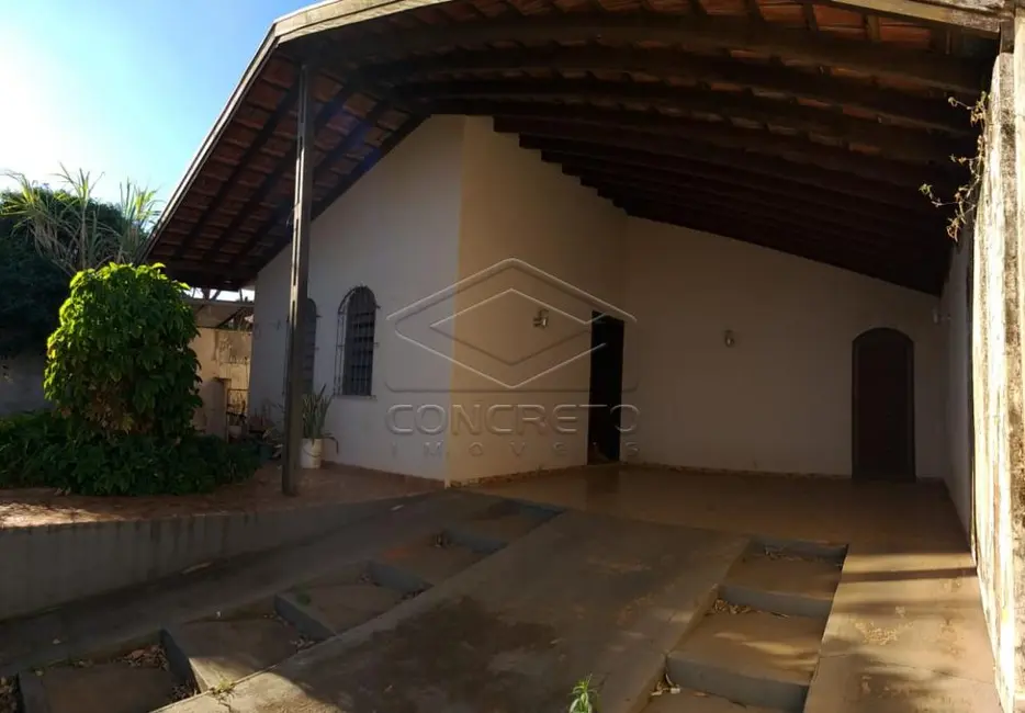 Foto 1 de Casa com 3 quartos à venda, 214m2 em Bauru - SP