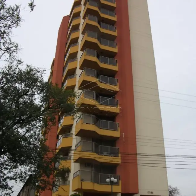 Foto 1 de Apartamento com 3 quartos à venda, 142m2 em Bauru - SP