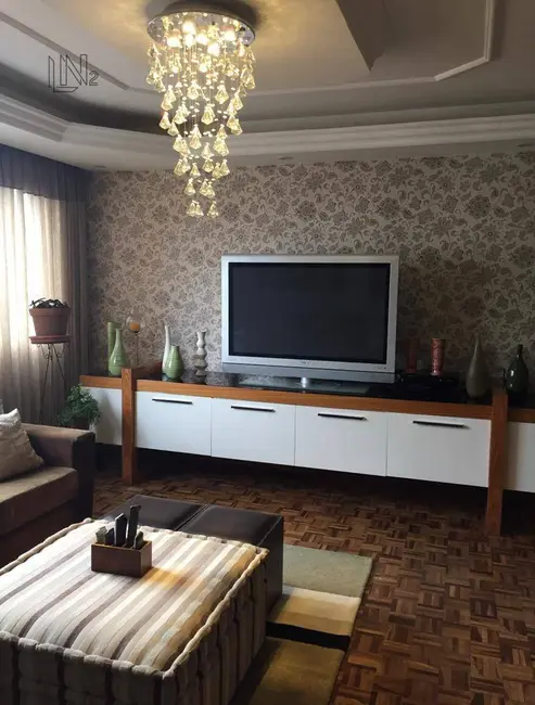 Apartamento com 4 quartos à venda, 180m2 em Santo Antônio, Sao Caetano Do Sul - SP - imagem 6 Foto 6 de Apartamento com 4 quartos à venda, 180m2 em Santo Antônio, Sao Caetano Do Sul - SP