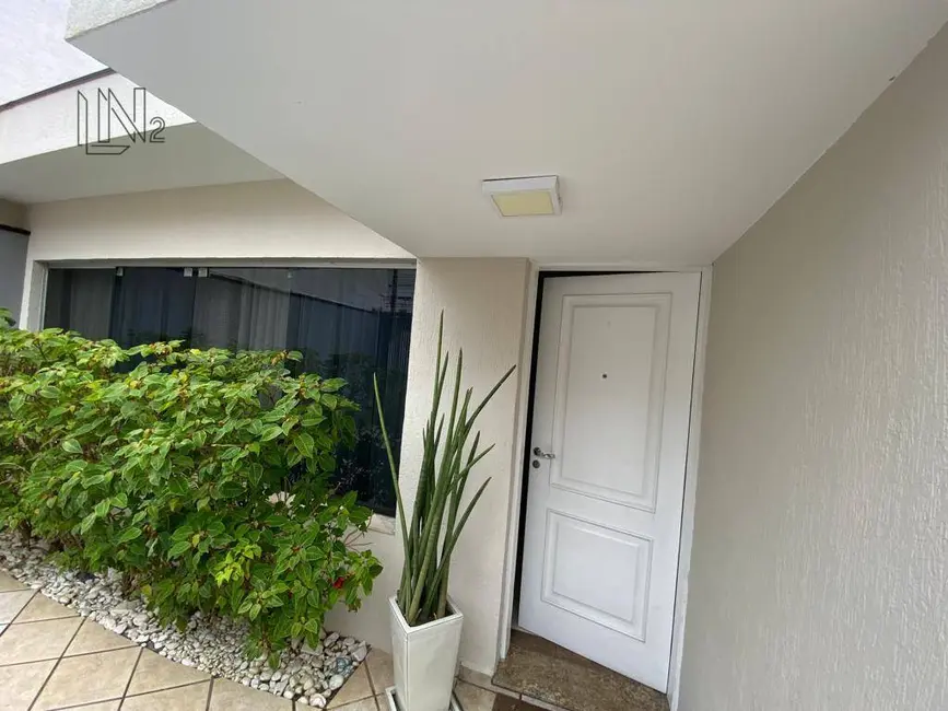 Casa com 3 quartos à venda, 200m2 em Sao Bernardo Do Campo - SP - imagem 4 Foto 4 de Casa com 3 quartos à venda, 200m2 em Sao Bernardo Do Campo - SP