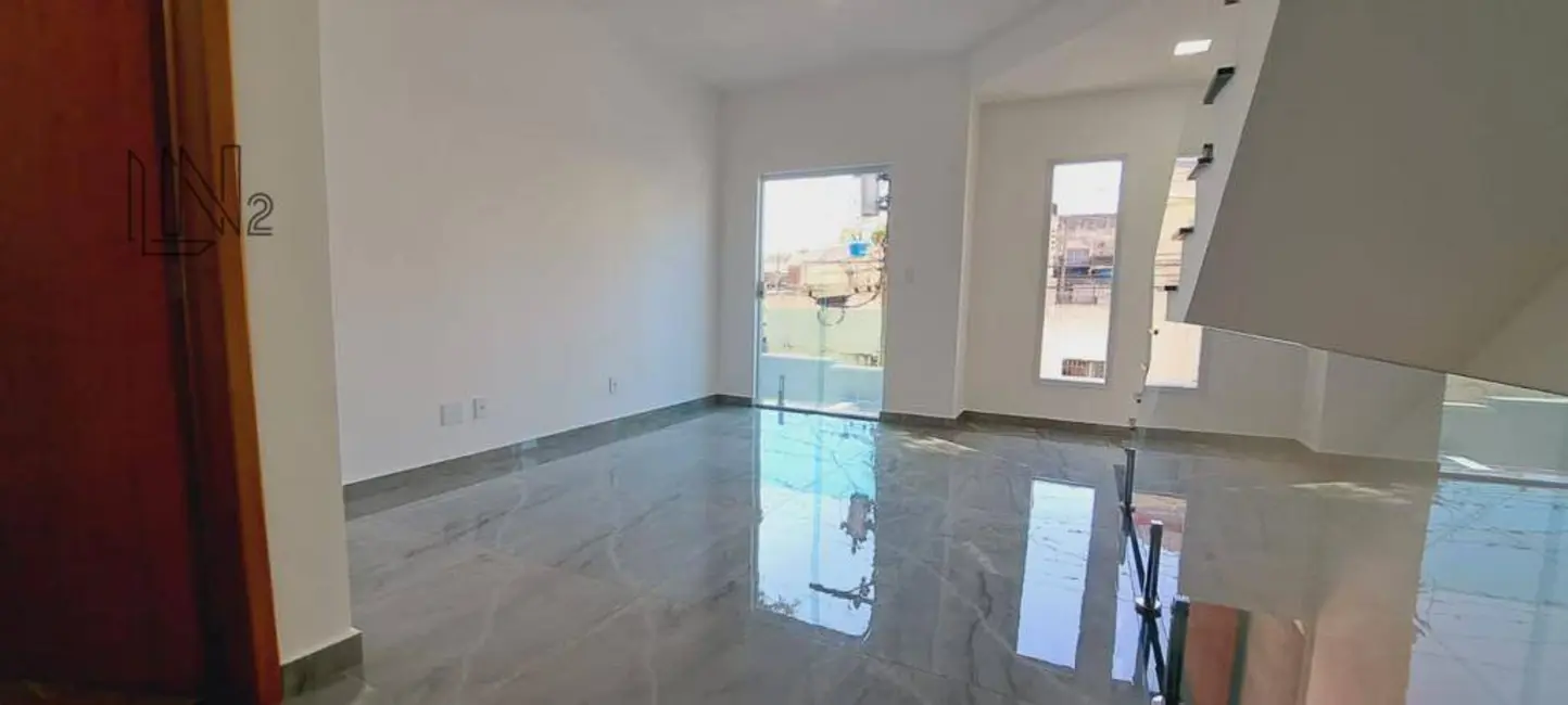 Sobrado com 3 quartos à venda, 158m2 em Vila Guarani, Santo Andre - SP - imagem 3 Foto 3 de Sobrado com 3 quartos à venda, 158m2 em Vila Guarani, Santo Andre - SP
