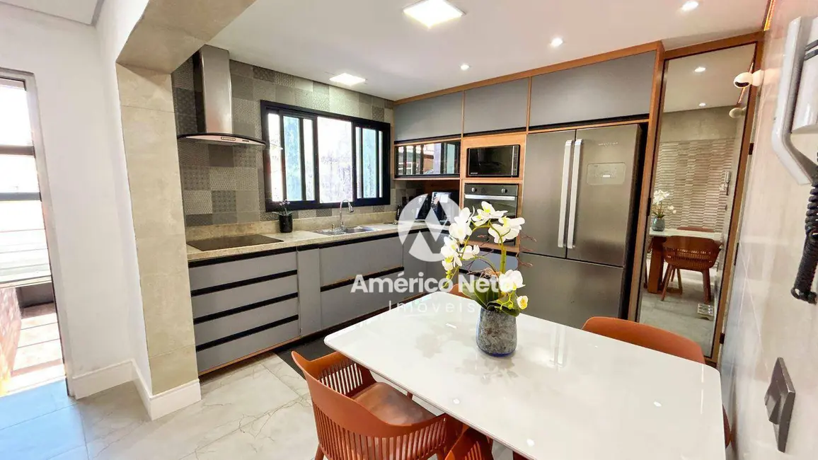 Sobrado com 3 quartos à venda, 150m2 em Vila Aquilino, Santo Andre - SP - imagem 3 Foto 3 de Sobrado com 3 quartos à venda, 150m2 em Vila Aquilino, Santo Andre - SP