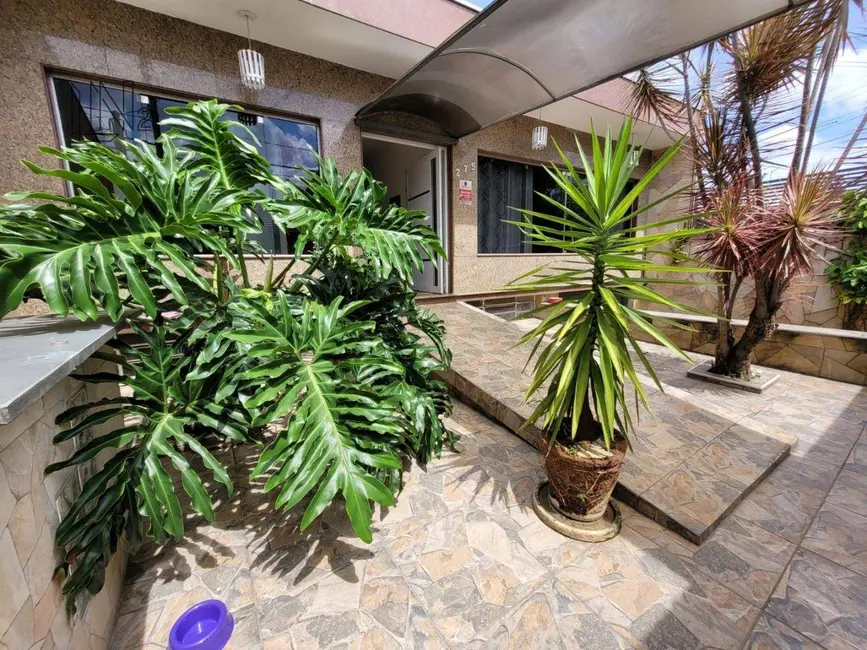 Foto 4 de Sobrado com 5 quartos para alugar, 300m2 em Olímpico, Sao Caetano Do Sul - SP