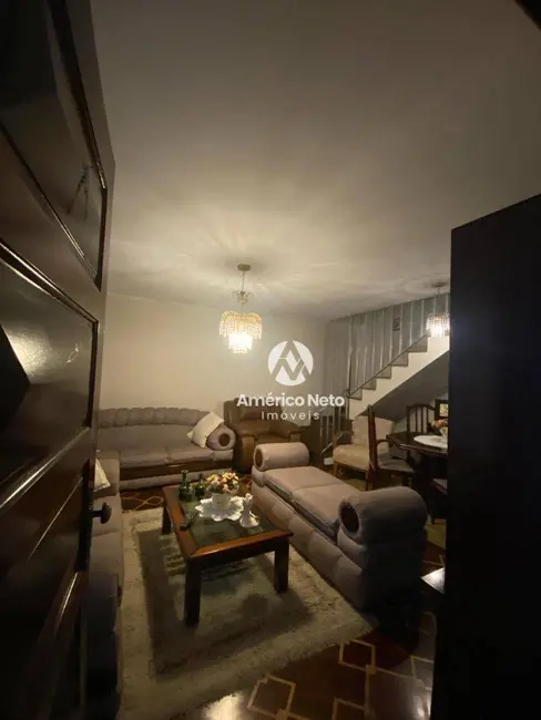 Foto 6 de Sobrado com 3 quartos à venda, 300m2 em Osvaldo Cruz, Sao Caetano Do Sul - SP