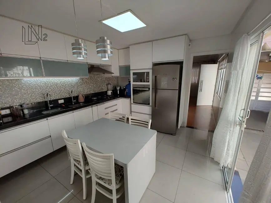 Foto 4 de Casa com 6 quartos à venda, 324m2 em Sao Caetano Do Sul - SP