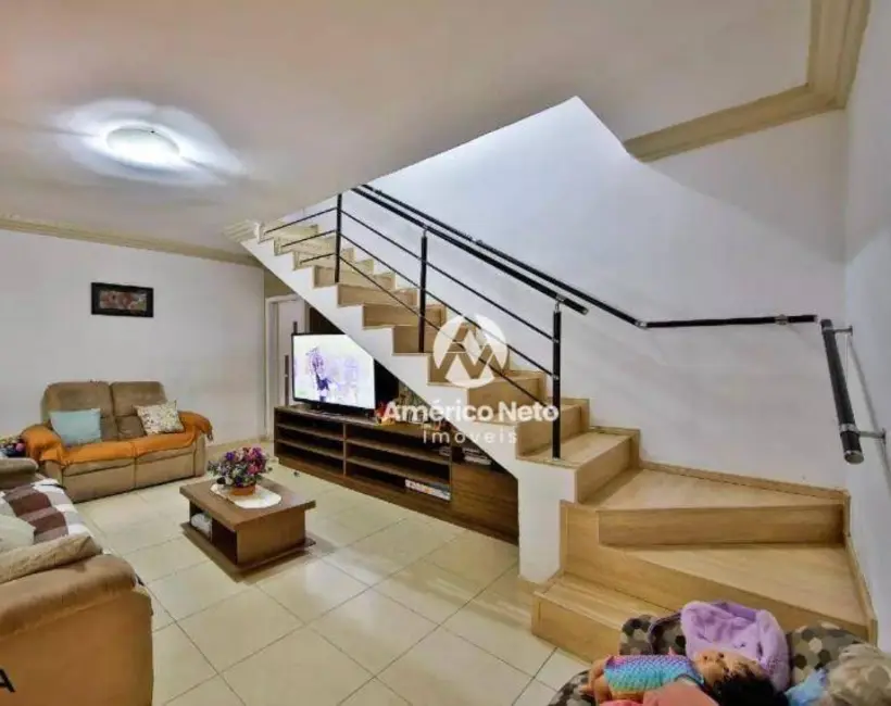 Foto 3 de Sobrado com 3 quartos à venda, 149m2 em Osvaldo Cruz, Sao Caetano Do Sul - SP