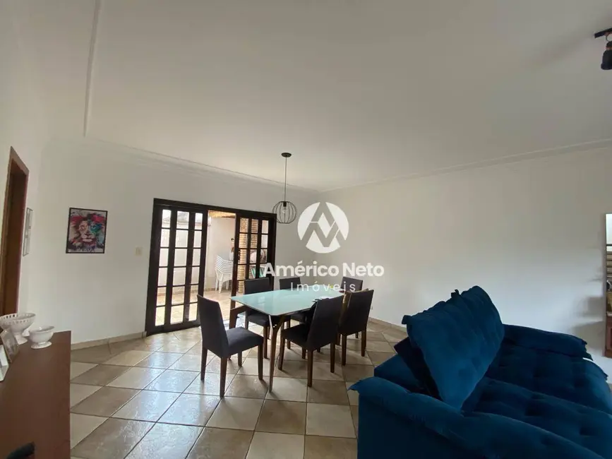 Foto 2 de Sobrado com 3 quartos à venda, 154m2 em Osvaldo Cruz, Sao Caetano Do Sul - SP