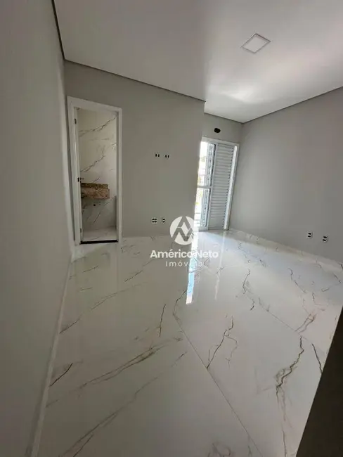 Sobrado com 3 quartos à venda, 220m2 em Campestre, Santo Andre - SP - imagem 8 Foto 8 de Sobrado com 3 quartos à venda, 220m2 em Campestre, Santo Andre - SP