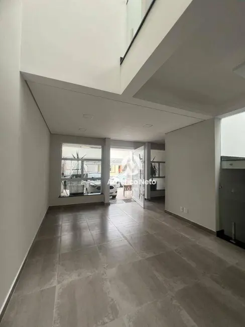 Sobrado com 3 quartos à venda, 175m2 em Barcelona, Sao Caetano Do Sul - SP - imagem 3 Foto 3 de Sobrado com 3 quartos à venda, 175m2 em Barcelona, Sao Caetano Do Sul - SP