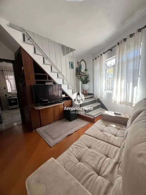 Foto 1 de Sobrado com 3 quartos à venda, 84m2 em Santa Maria, Sao Caetano Do Sul - SP