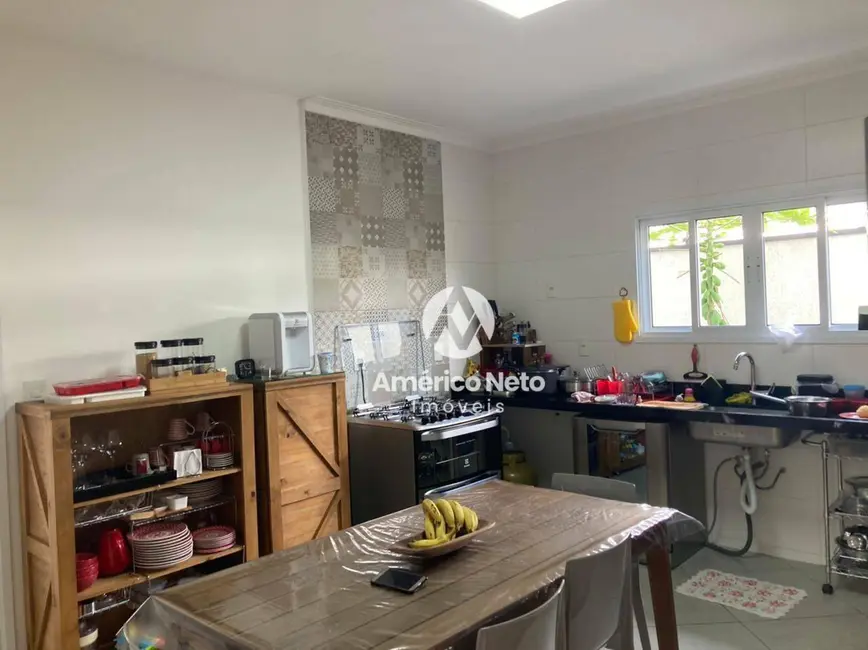 Sobrado com 4 quartos à venda e para alugar, 257m2 em Residencial Ouroville, Taubate - SP - imagem 4 Foto 4 de Sobrado com 4 quartos à venda e para alugar, 257m2 em Residencial Ouroville, Taubate - SP